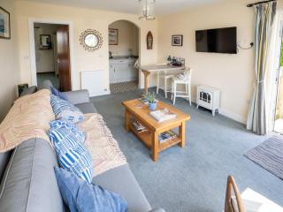Idyllic, Luxurious Seaside Flat for 4. - 2