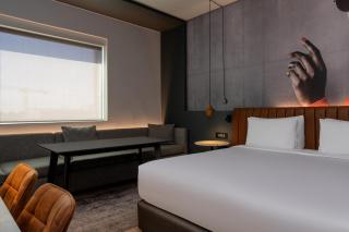 Radisson RED Hotel Johannesburg Rosebank - 5