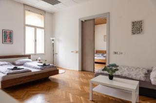Spacious 3 Bedroom with Balcony - 1