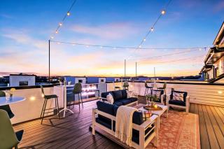 NEW Nash Eras - 15 Beds - Hot Tub on Rooftop Deck - 2