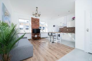 Piotrkowska Elegant Studio by BookingHost - 8