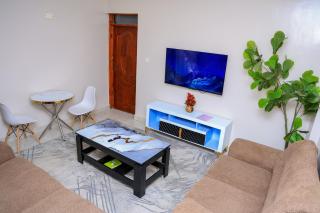 Ruda Homestays Apartment Utawala - 6