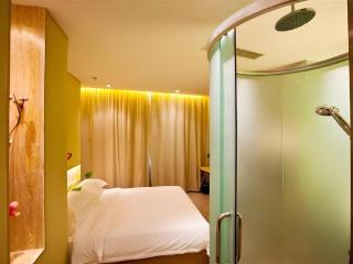 Xiamen COCO Boutique Hotel - 8