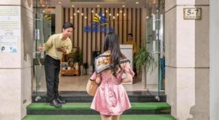A Danang Beach Hotel - 2