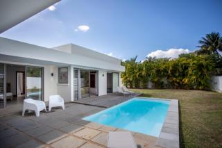 Luxury Tropical Villa - Pool and Close to Beach - 0