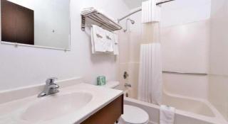 Americas Best Value Inn & Suites Sidney - 4
