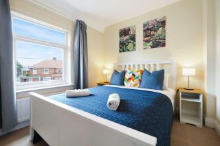 Stunning 3BR Equipped Kitchen By Stay with Us - 9