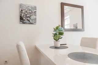 Relaxing 3BR with Living Room Near Belvedere Palace - 3
