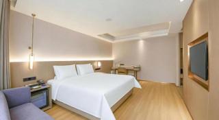 Lavande Hotel·Changchun People's Square - 1