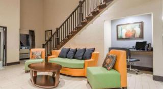 Days Inn by Wyndham Ashland - 0