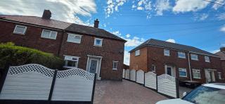 Beautiful and Quiet 3 Bedroom Beautiful House - 0