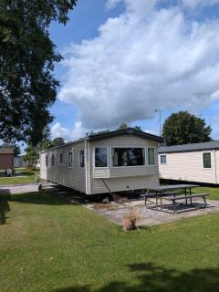 Modern dog-friendly caravan at Bowland Fell in Yorkshire ref 93002PG - Tosside - 9