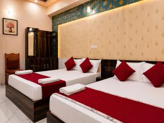Hotel Siyaram Aashray - 9