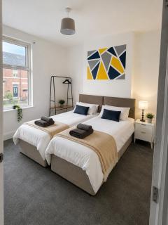 Sheffield WorkStay - 5 Bedroom - Sleeps 10 - Free Parking - 3