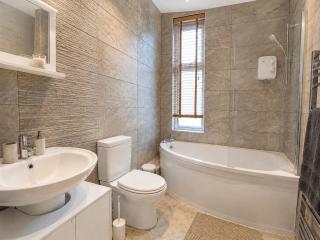 Sheffield WorkStay - 5 Bedroom - Sleeps 10 - Free Parking - 1