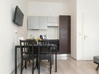 Affordable 2BR Apt Next to Rennweg & Belvedere - Viena - 5