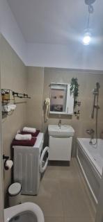 Central address residence - 7