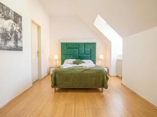 Comfortable 3 BR Apartment Ideal for Groups - 2