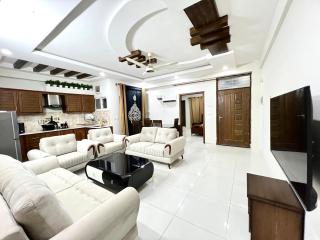 Luxury Hotel Apartment - 7