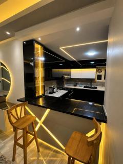 Luxury Modern Apartment - 7