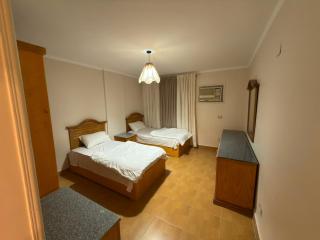 Sheraton Airport Apartment 2 Bedrooms 2 Bathrooms Grand Livingroom - 3