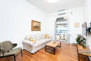zen peace, exarchia - 1