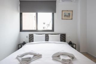 Zen Spacious, Psirri - 5