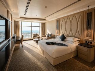 Crown Tower Hotel - 8