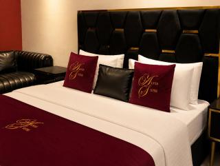 Goldcrest Mall & Residency - Serviced Apartments by Alvis Suite - DHA Phase 4 - 1