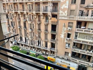 Elegant Downtown Cairo apt with Balcony and Views - 7