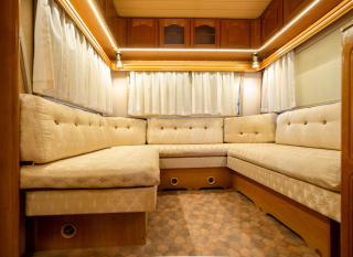 Noma Caravans - A Luxury Caravan Stay in the Drizzling Outdoors - 1