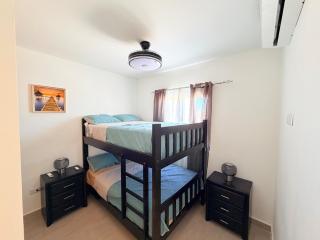 Private Pool Villa Walk to Beach Sleeps 8 - 4