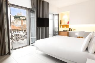 Hôtel C2 - 0