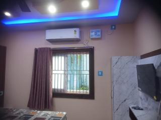 Omm Maa Guest house - 2