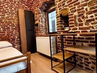 Arka Nest Central Studio, near Untold Festival - 4