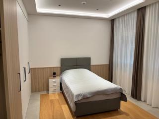 Modern Comfort Suite - 0