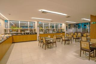 Naoum Hotel - 7