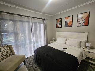41 Fourth Road Guest house - 2