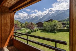 Property with peaceful surroundings in Les Houches - 5