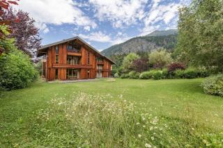 Property with peaceful surroundings in Les Houches - 0