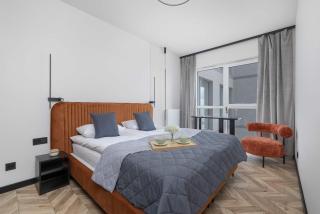 Nowoczesny Apartament z Miejscem do Pracy i Parkingiem Blisko Spodka by Noclegi Renters - 9