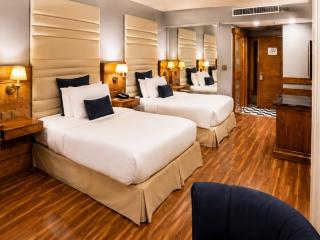 Hotel Crown Plaza Islamabad - 2