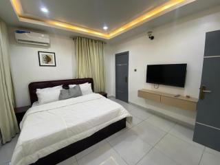 The JAHI Apartment - 8