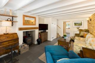 NEW Moreton Cottage Central Garden - Pass the Keys - 0