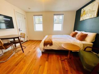 Cambridge Studio Near MIT and Kendall - 3