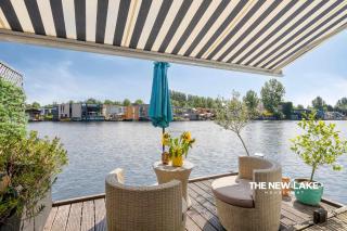 The New Lake Boathouse - 9