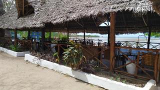 Zuri Sana Beach Hotel - 4