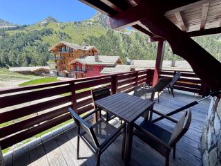 Large 2 Bed Apartment - Arc 1950 - Sunny Balcony, View Mont Blanc - 4
