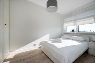 Kopcińskiego Homely Apartment by BookingHost - 5