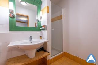 2 Bed Apartment with Sunny Balcony - Arc 1950 - Sources de Marie - 3